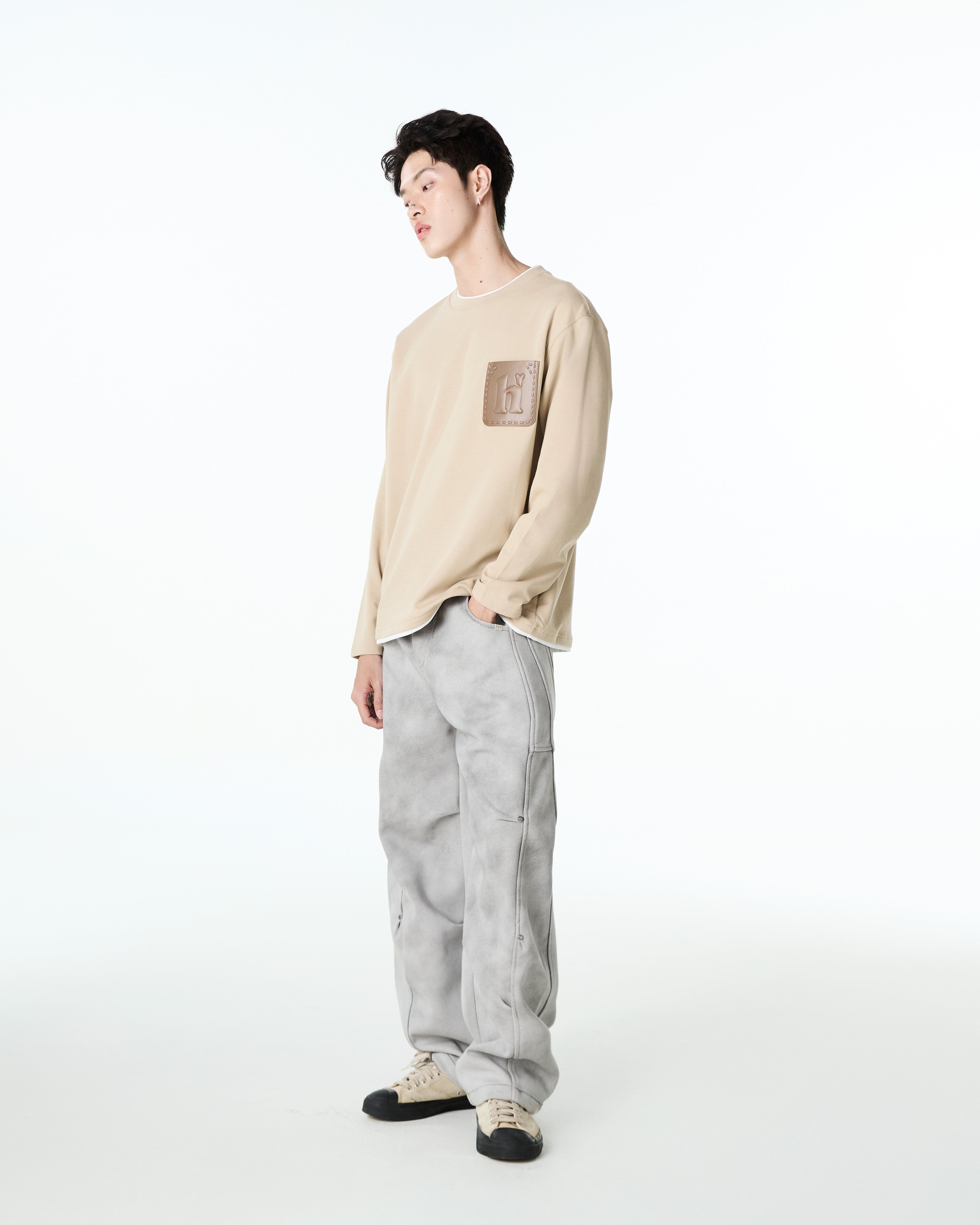 Essential Pocket Long Sleeve Sweather