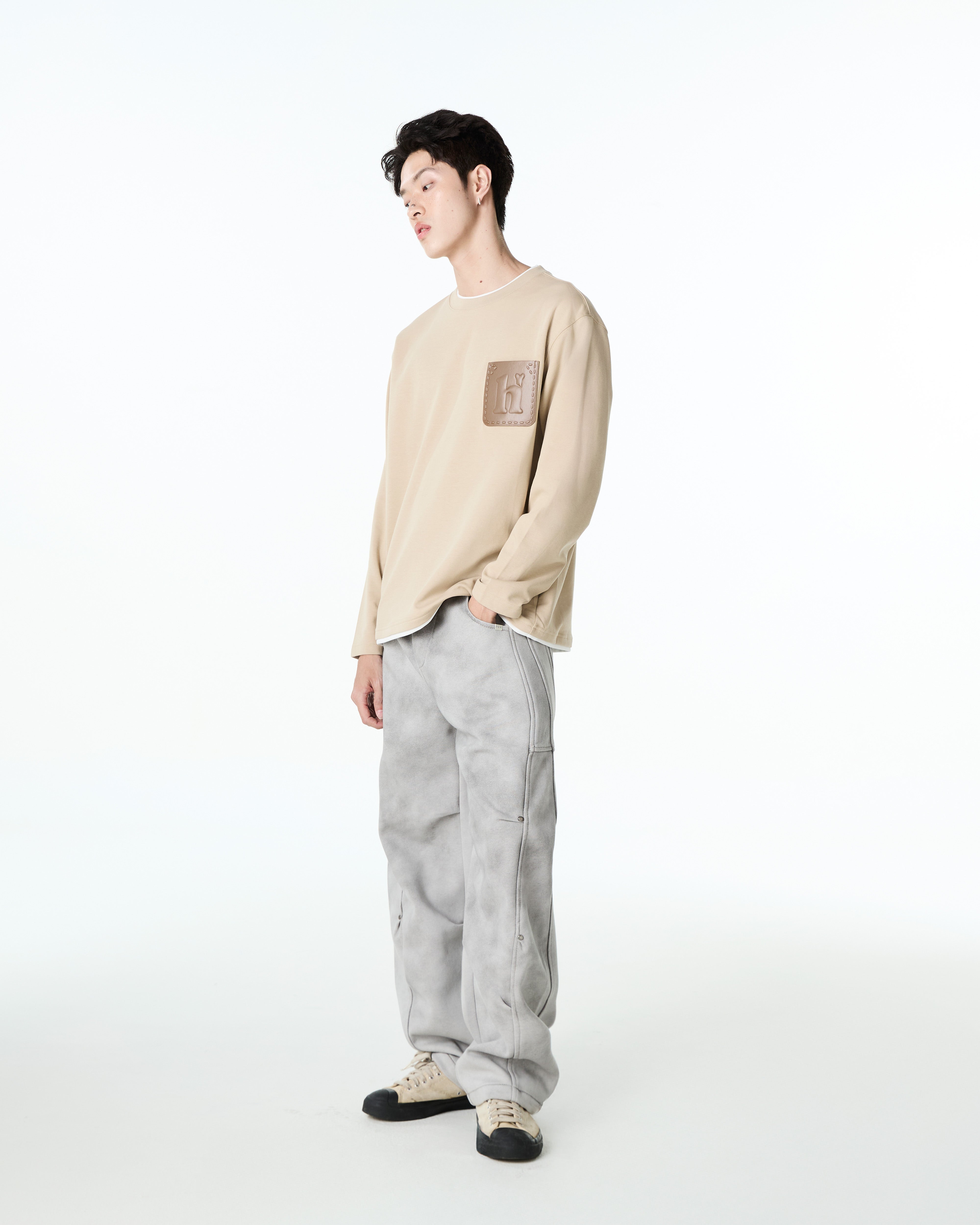 Essential Pocket Long Sleeve Sweather